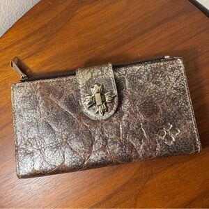 Patricia Nash Marene Floret Twist Lock Wallet in Chocolate Metallic